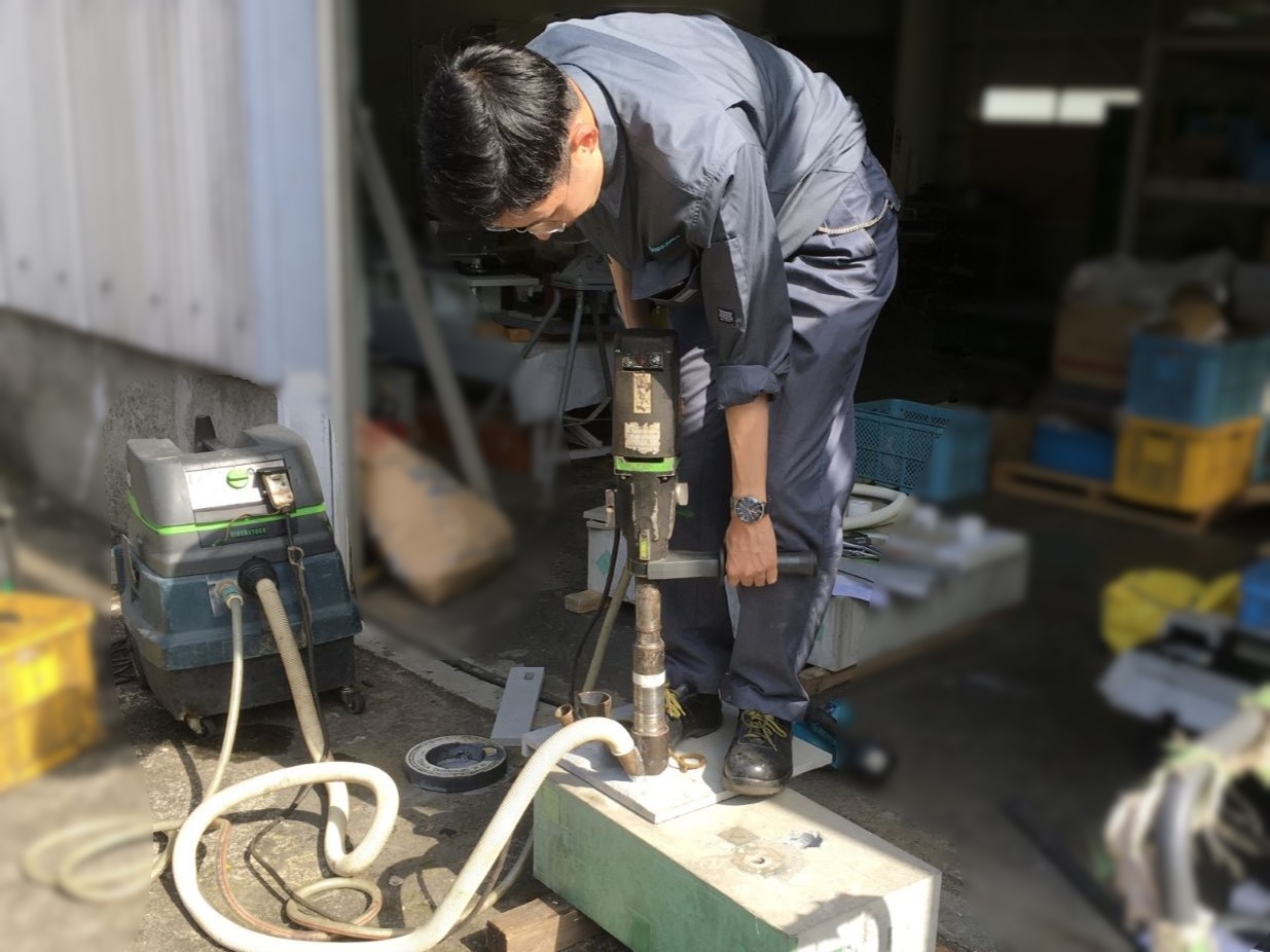 図面の修正対応や外作業