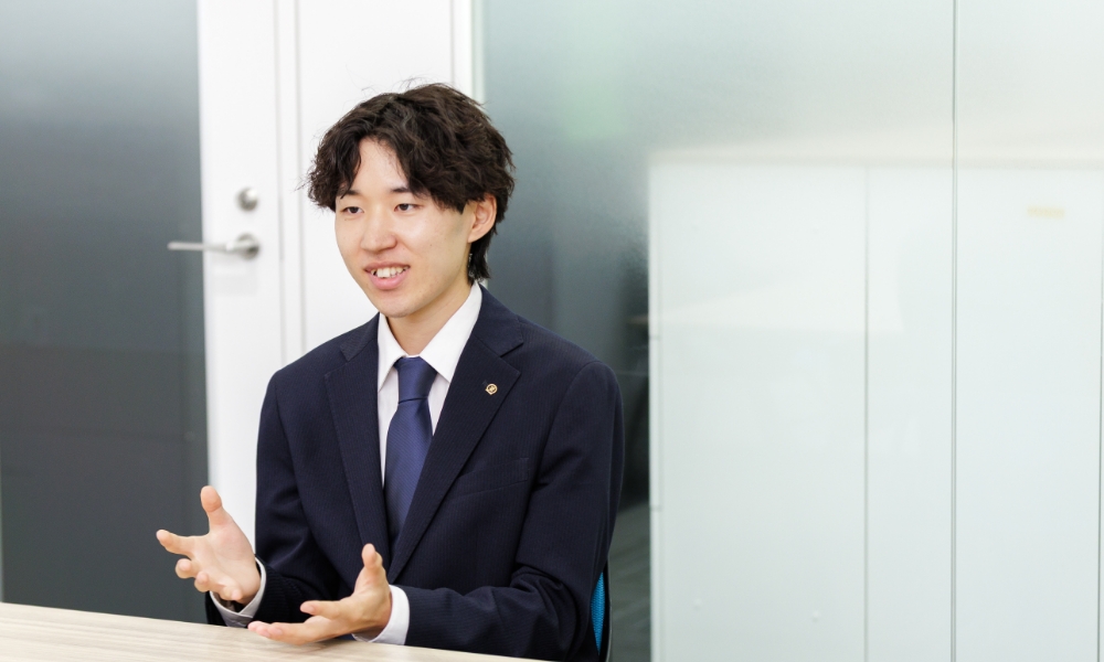 インタビューの画像